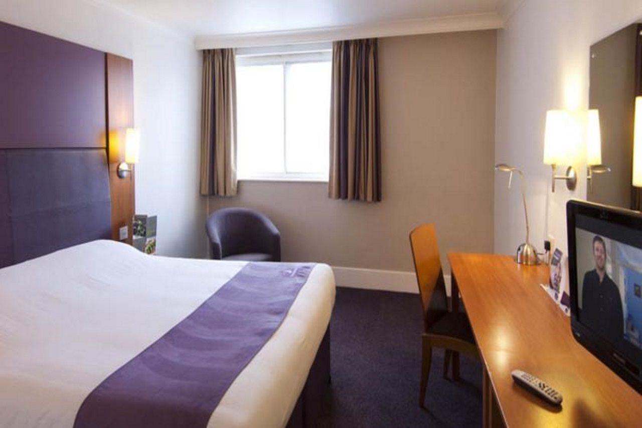 Premier Inn Huddersfield Central Luaran gambar
